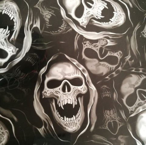 SKL111 - Vampire Skulls (50cm)